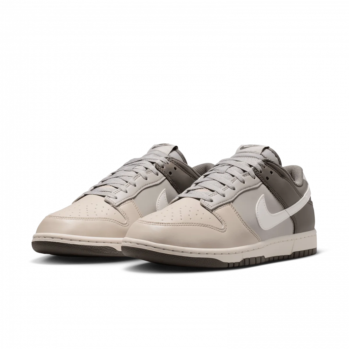 Nike - Nike Dunk Low Retro