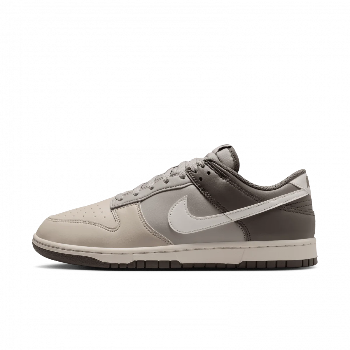 Nike - Nike Dunk Low Retro