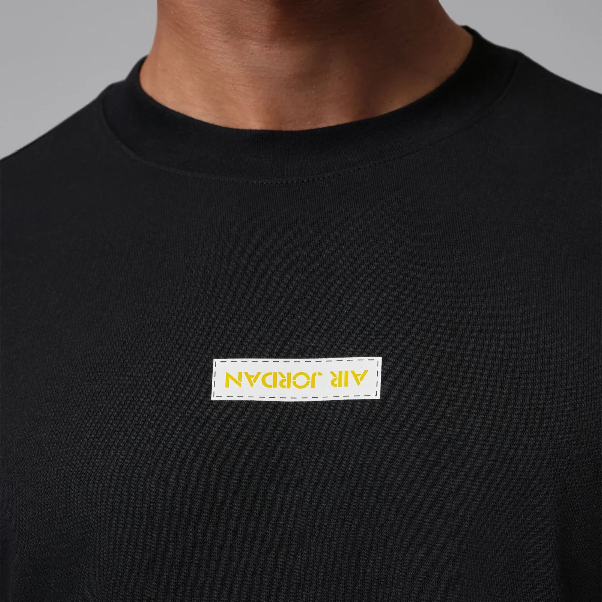 Jordan - Brooklyn S Tour 85 Short Sleeve Crew