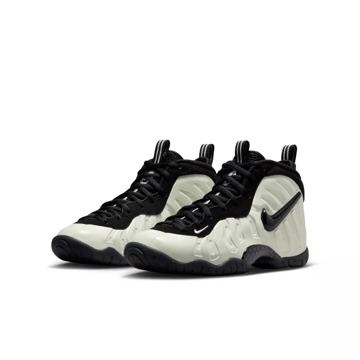 Nike - Nike Calm 2.0