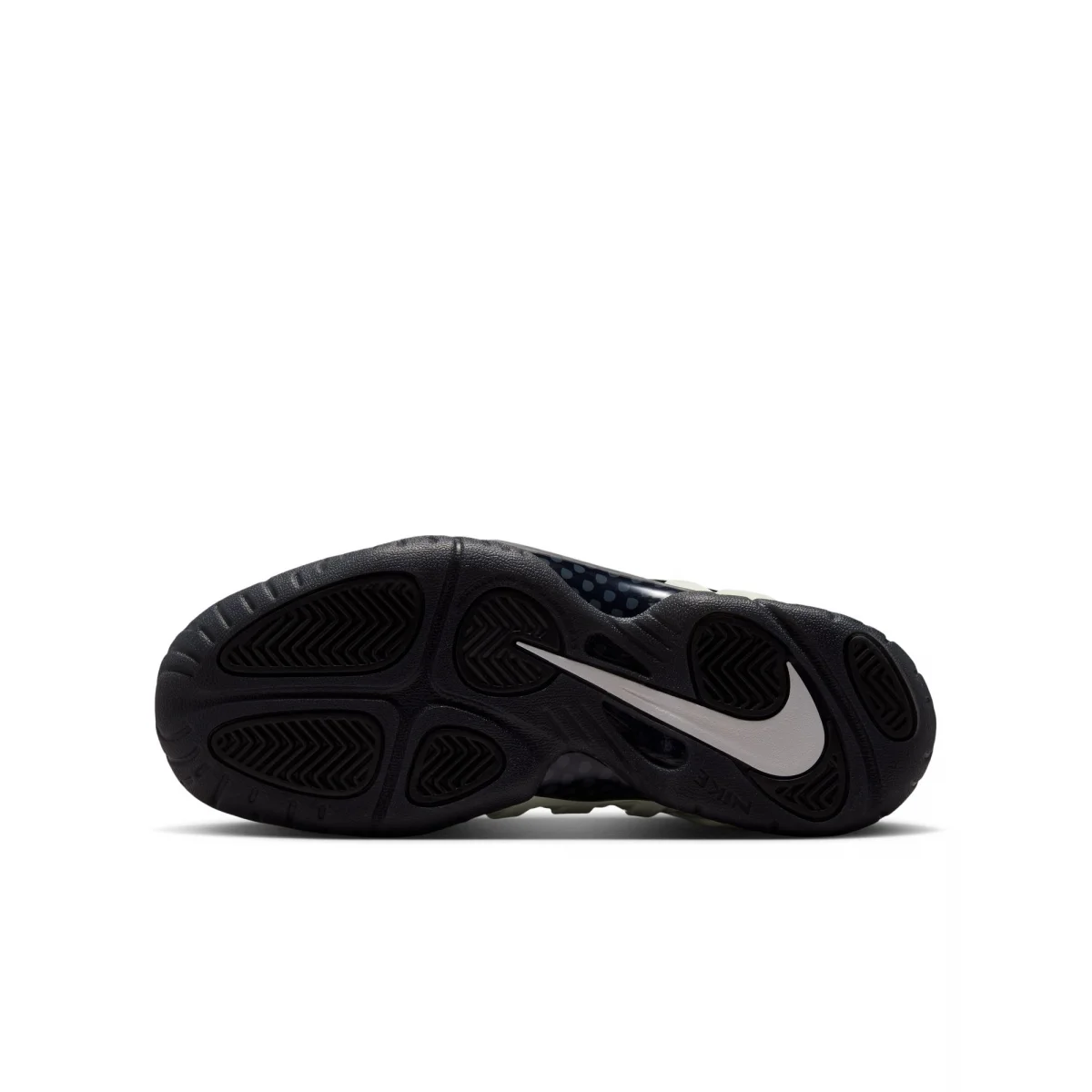 Nike - Nike Calm 2.0